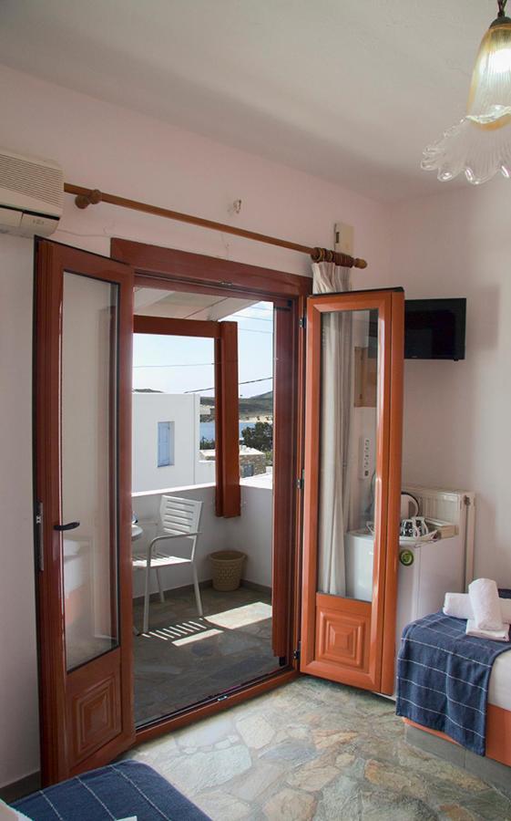 Helios Serifos Livadi  Ngoại thất bức ảnh